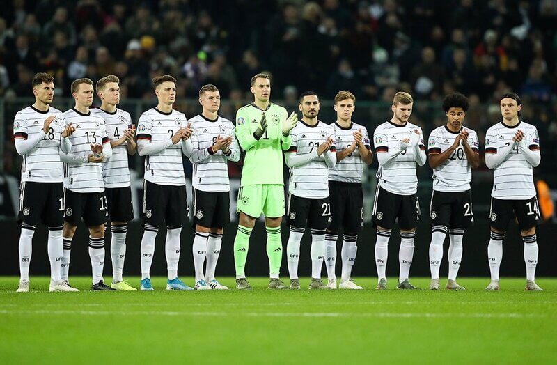 Đội hình tuyển Đức mạnh nhất thế kỷ 21 gồm có 11 cầu thủ nào?