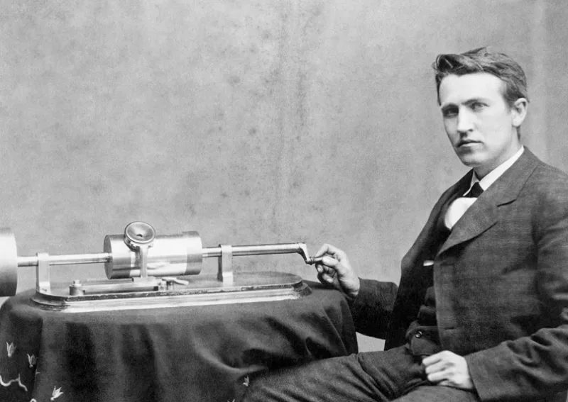 Tuổi thơ và con đường học tập của Thomas Edison